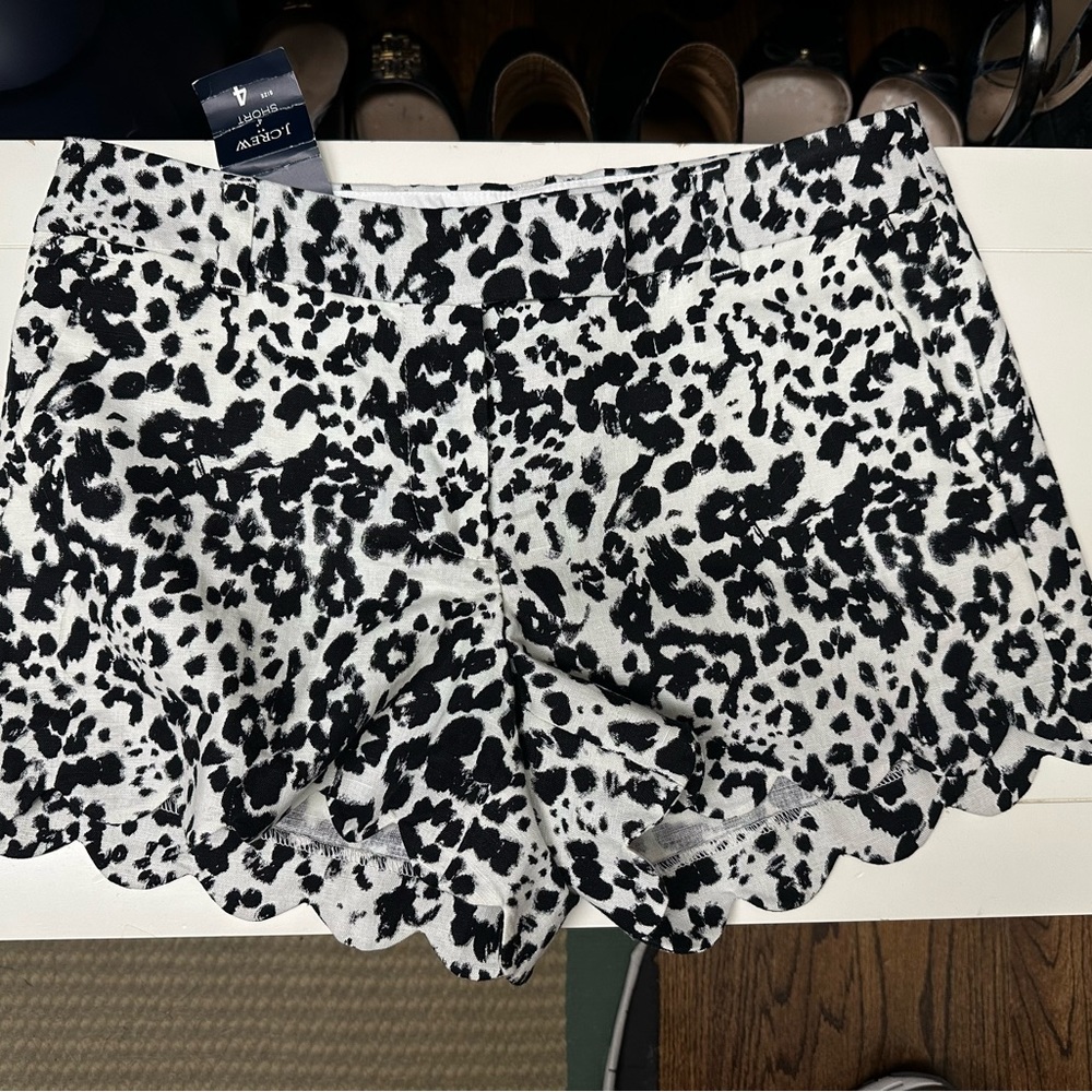 J. Crew NWT Women’s Shorts Scalloped Leg 4